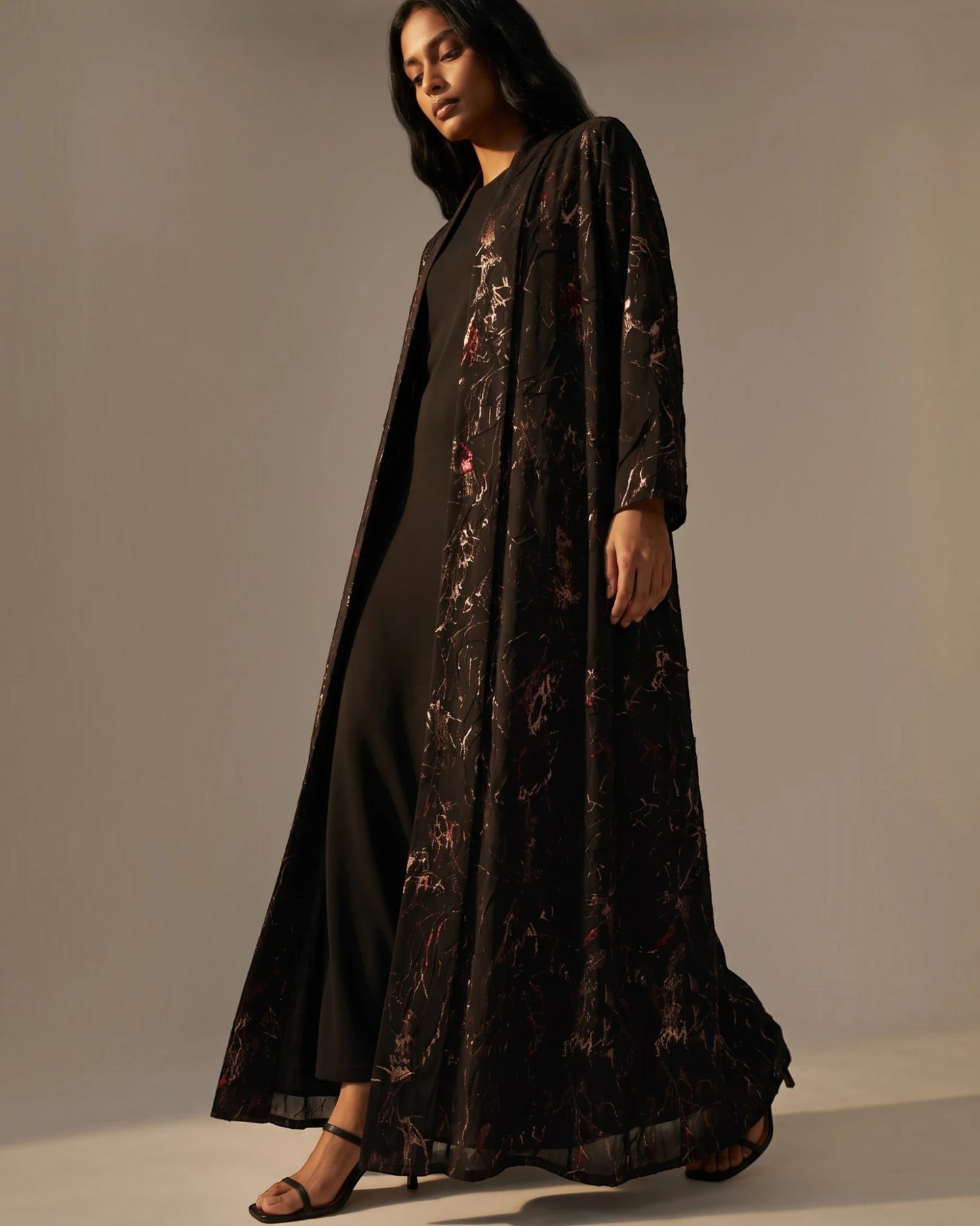 Glow Abaya