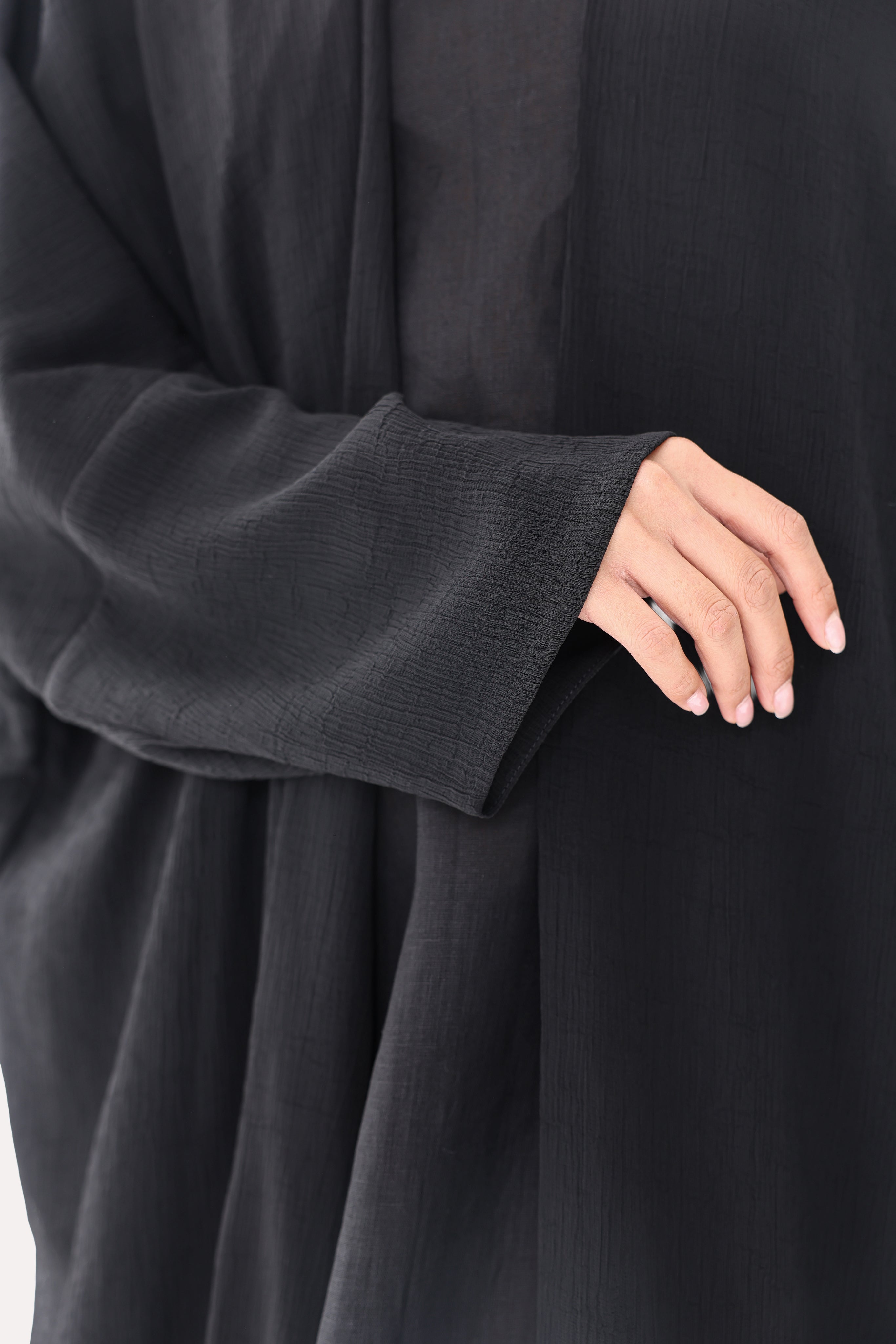 Breeze Bisht Abaya