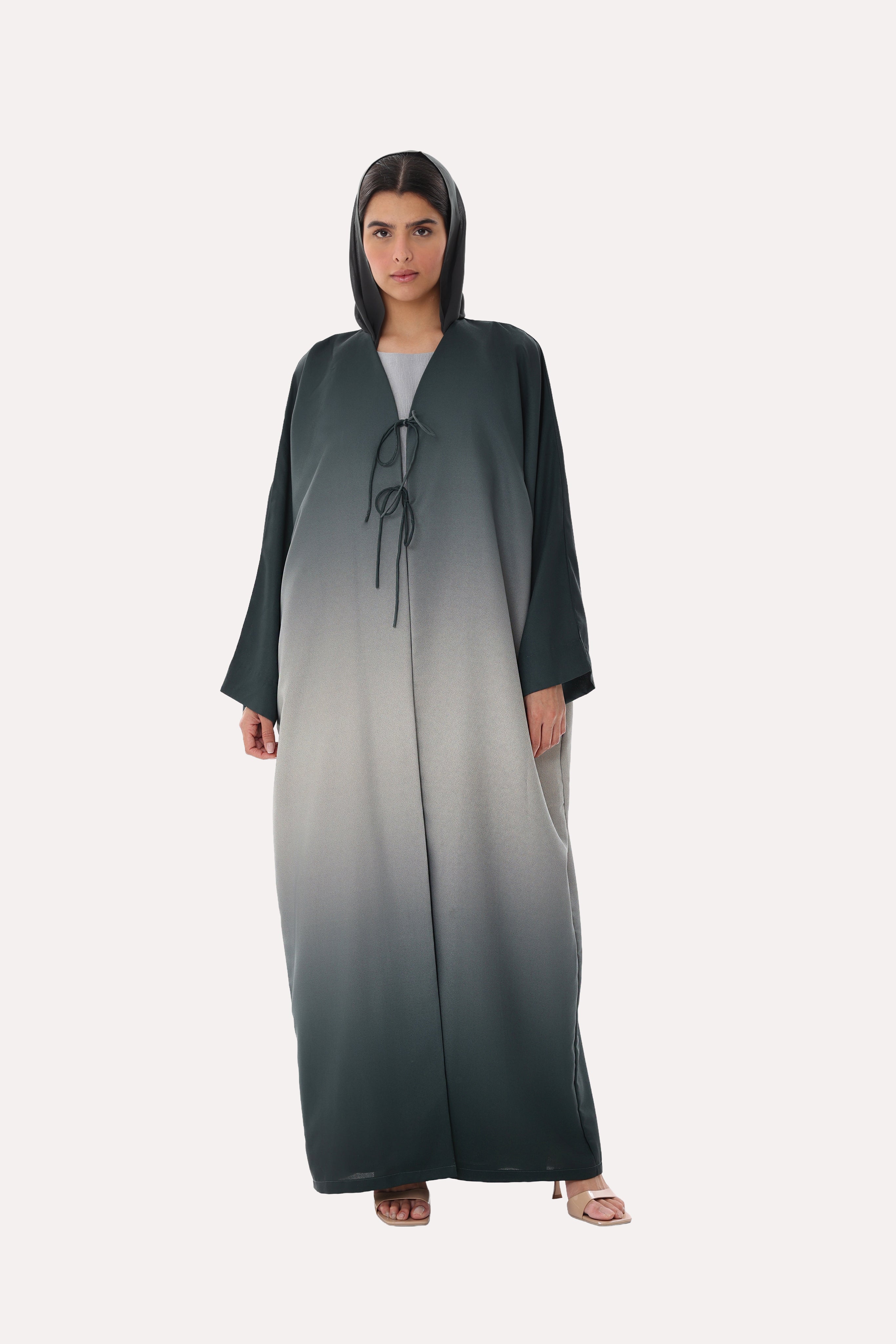Classic Ombre Bisht Abaya