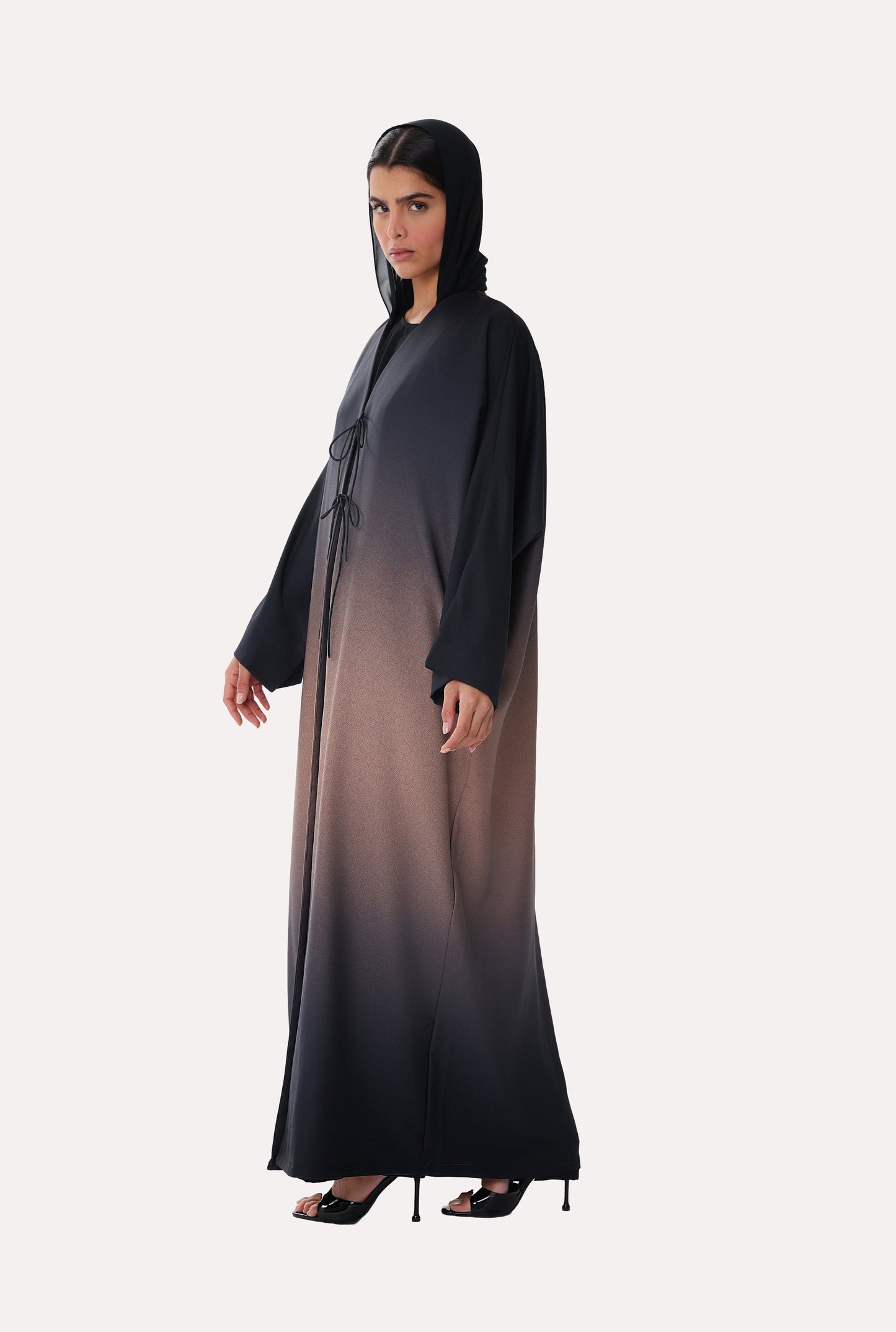 Classic Ombre Bisht Abaya