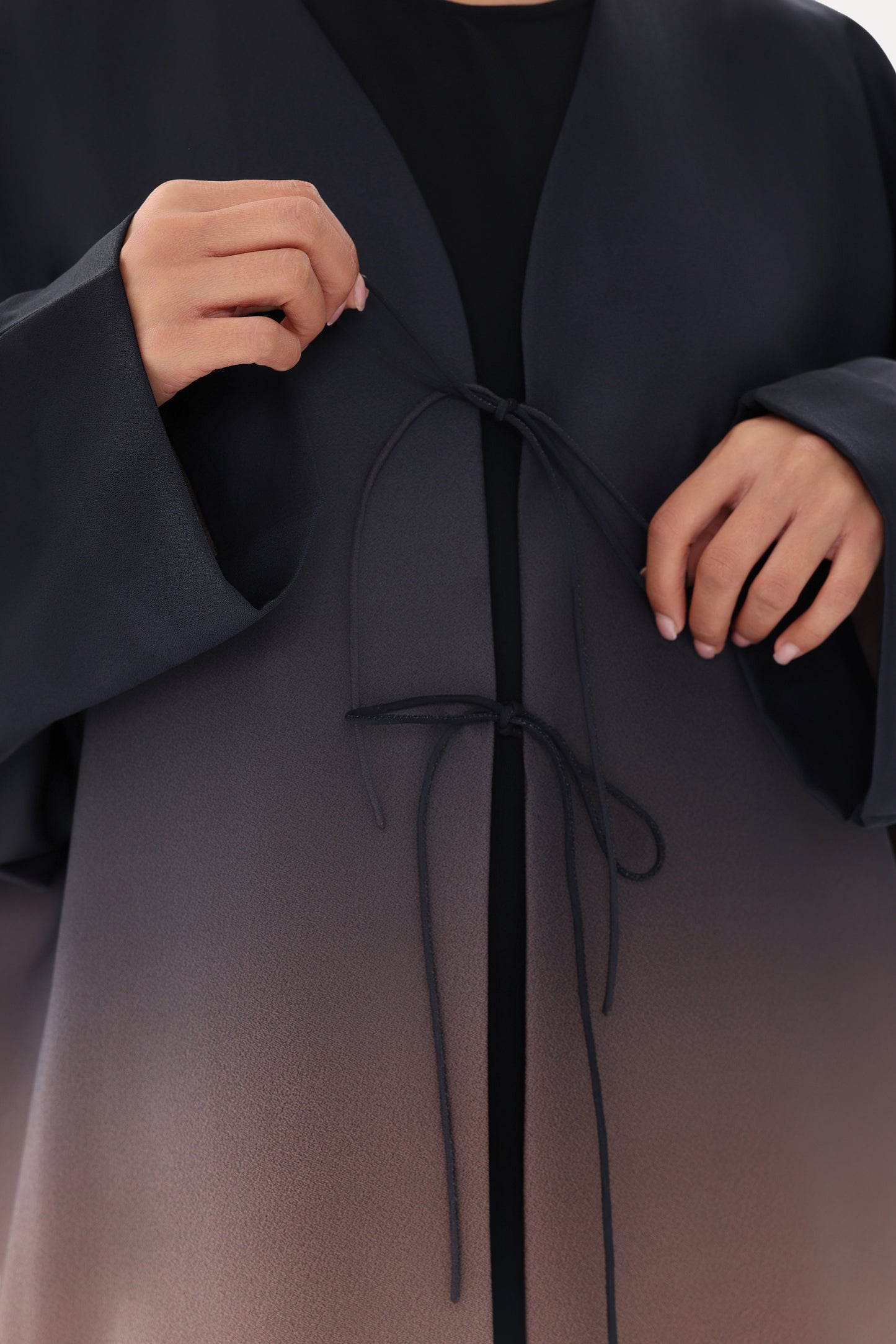 Classic Ombre Bisht Abaya