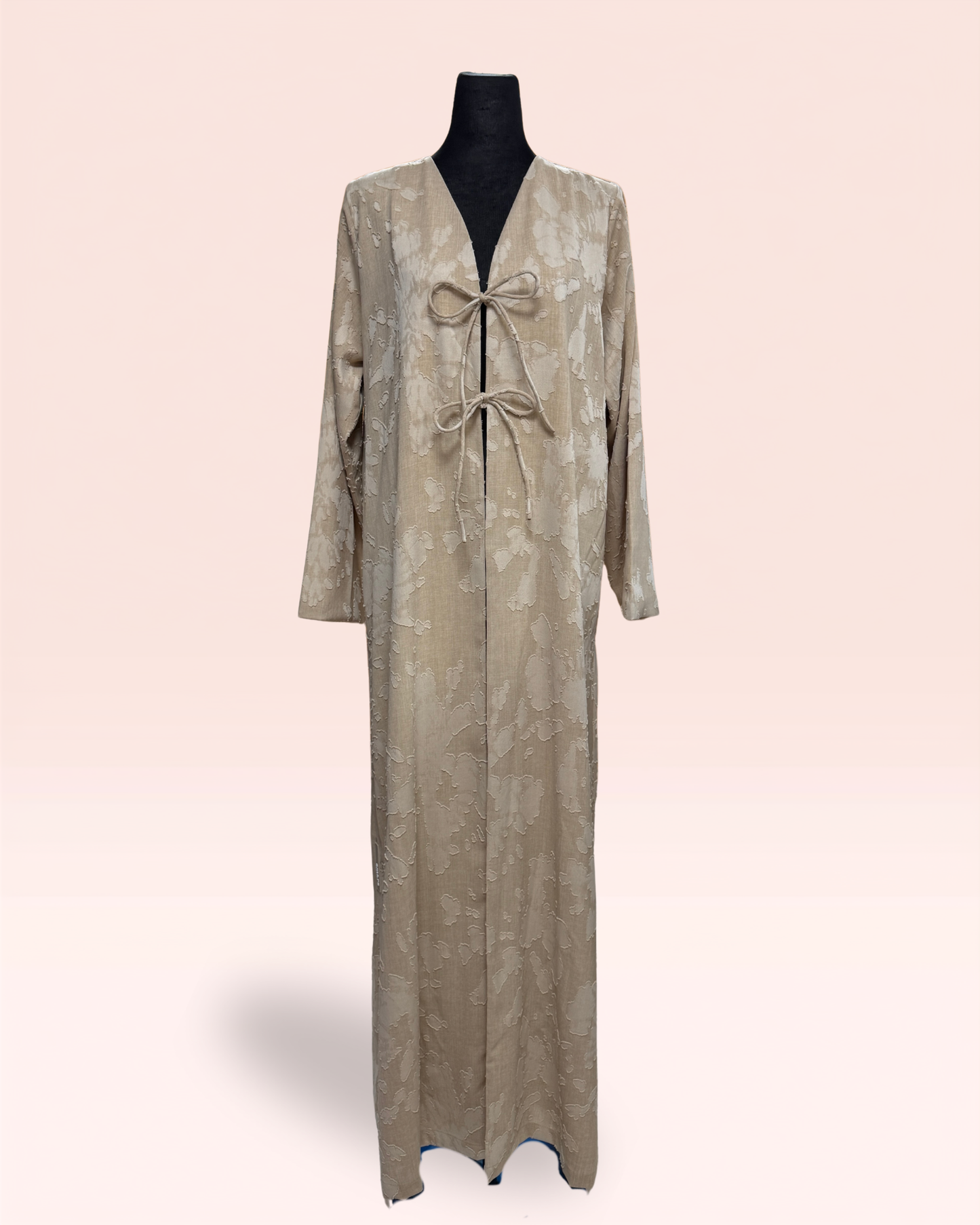 Crush Petal Abaya 
