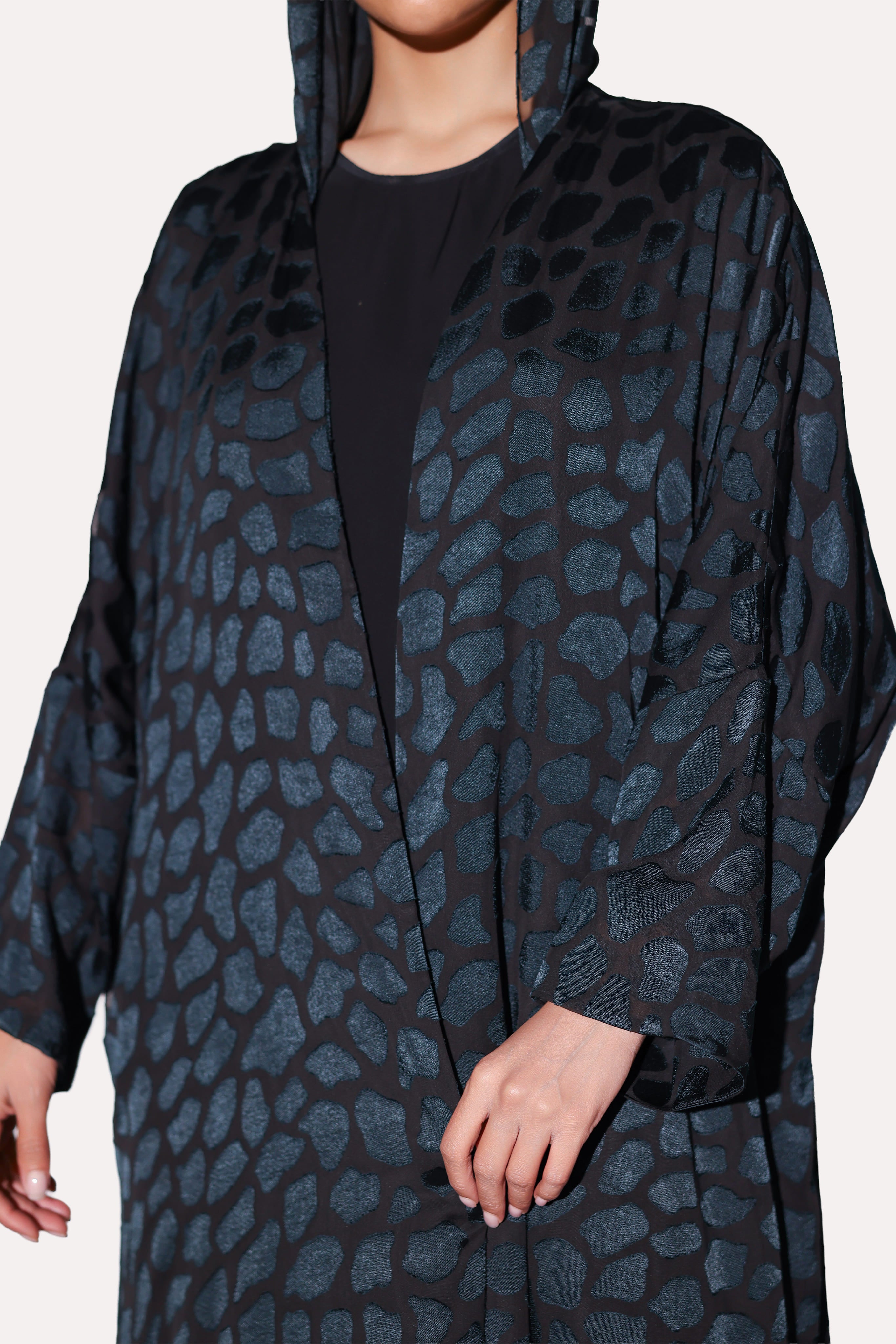 Leopard Dot Bisht Abaya