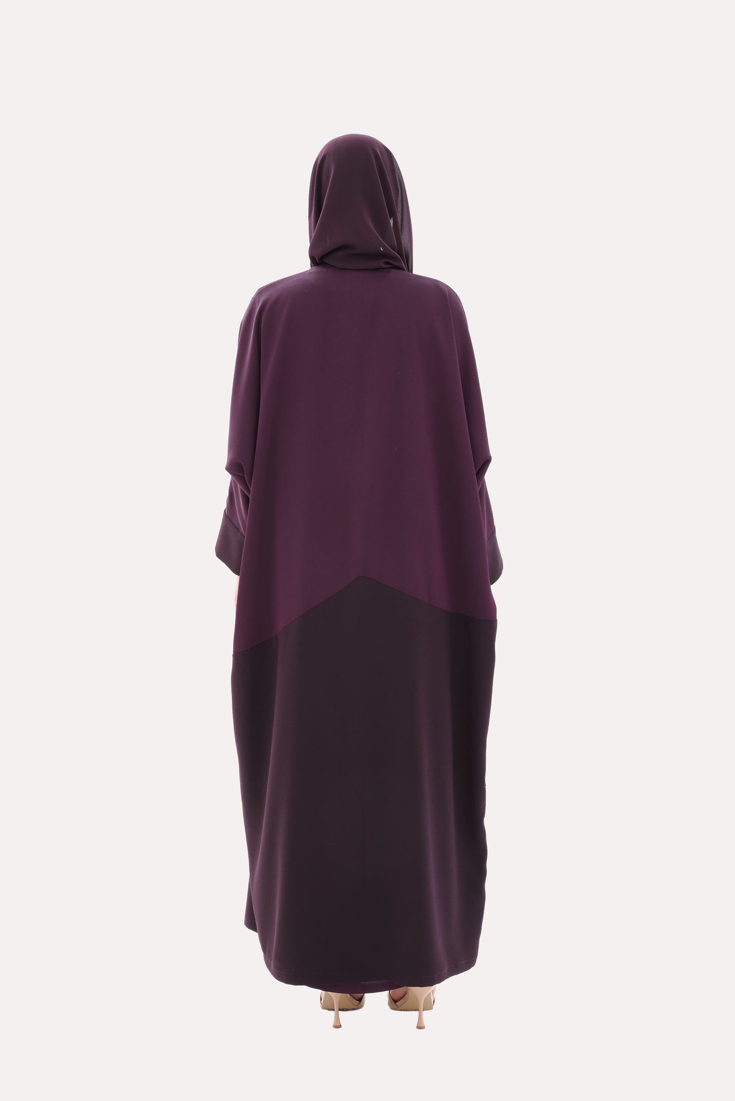 Reverse Bisht Abaya