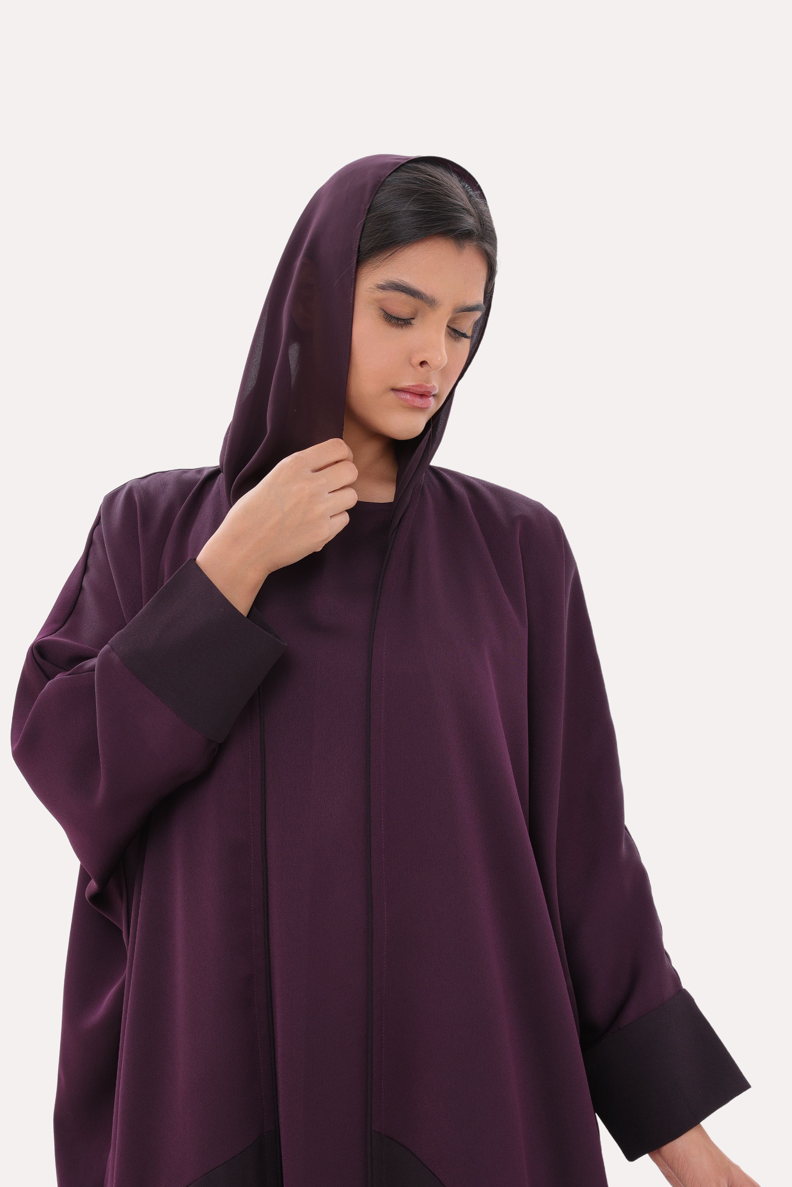 Reverse Bisht Abaya